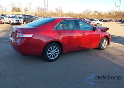 2011 Toyota Camry Xle z USA, uszkodzony, nr VIN 4T1BF3EK0BU135831